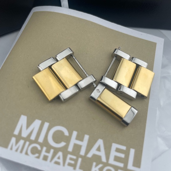 Michael Kors MK-5626 Two-Tone Chronograph Crystal Bezel Watch Box/Links 10 ATM - Picture 8 of 9